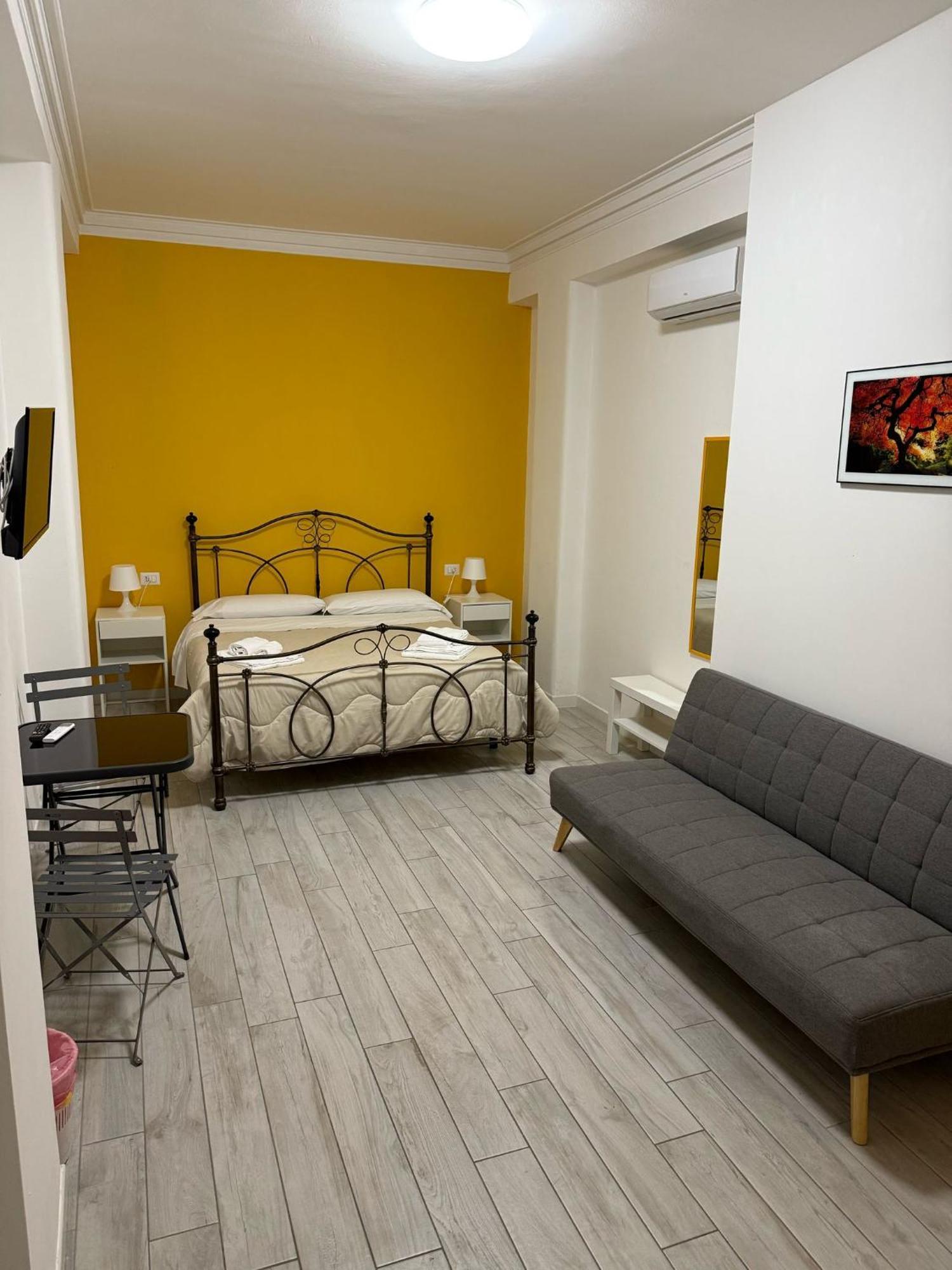 La Stazione 92 Bed & Breakfast Catania Exterior photo